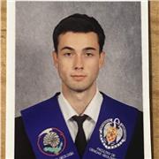 Graduado en ciencias geológicas en la Universidad Complutense de Madrid